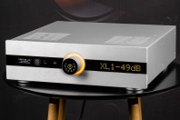 Amplificateur CANOR VIRTUS A3 face / AUDIO HARMONIA Bordeaux